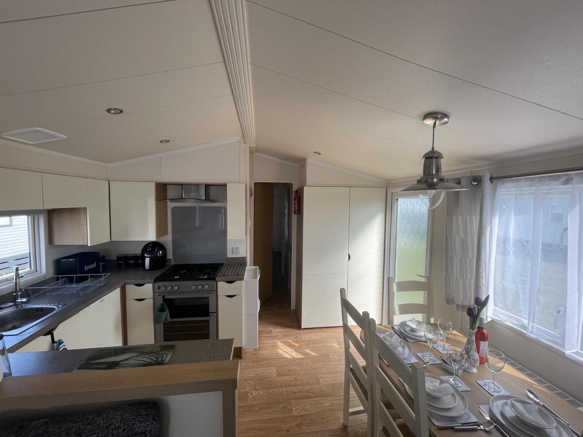 2 Bedroom Caravan, Edi Rita, Robin Hood, Pet Friendly Meliden Exterior foto